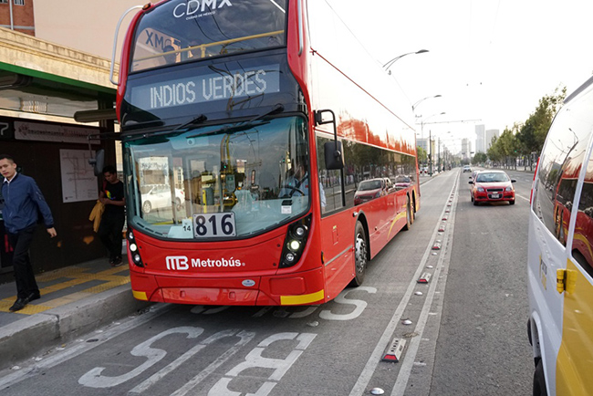 Không sử dụng hệ thống xe bus trong giờ cao điểm: Bởi vào giờ cao điểm, các đường phố và đường cao tốc của các thành phố lớn ở Mexico sẽ có nguy cơ không thể nhúc nhích nổi, lúc đó đi bộ là sự lựa chọn thông minh hơn.