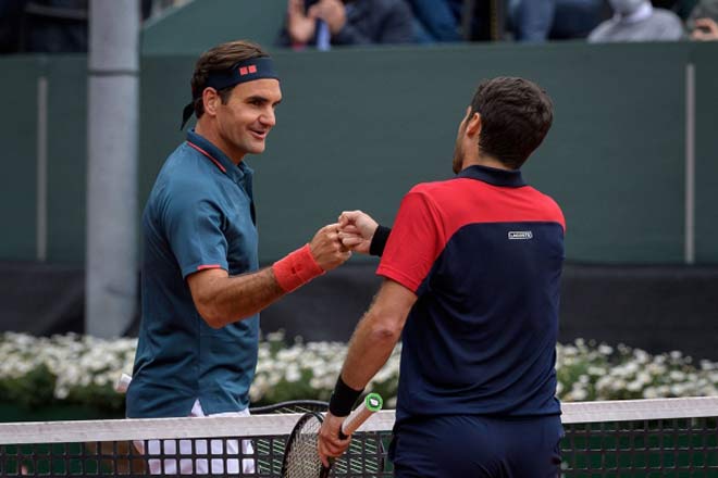 Roger Federer thua sốc trước Pablo Andujar ở giải đấu trên quê nhà Thụy Sĩ