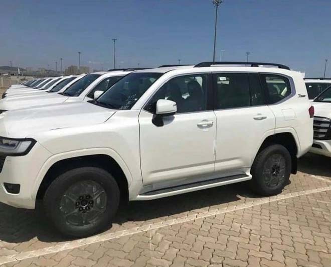 Toyota Land Cruiser 2022 sắp ra mắt, có thêm bản GR Sport thể thao - 3