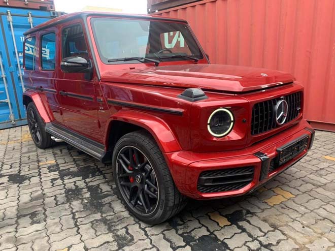 &#34;Khui thùng&#34; Mercedes-AMG G63 vừa về nước với ngoại thất màu đỏ nổi bật - 2