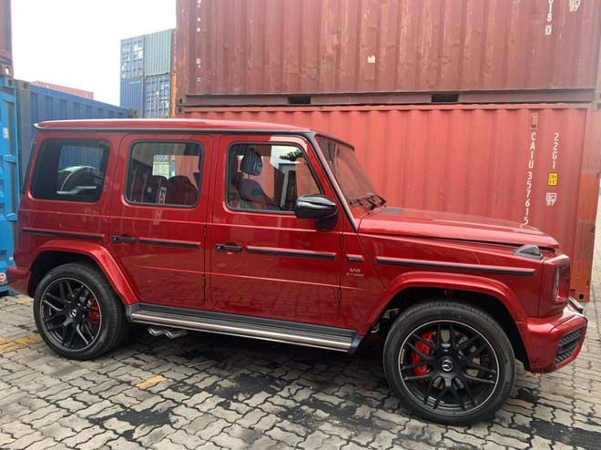 &#34;Khui thùng&#34; Mercedes-AMG G63 vừa về nước với ngoại thất màu đỏ nổi bật - 3