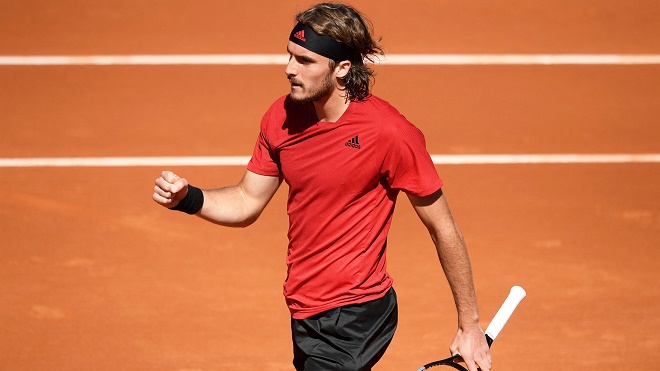 Tsitsipas