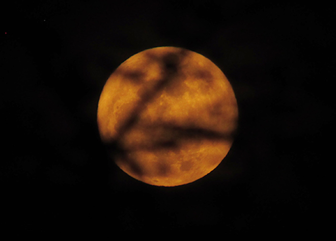 Hình ảnh siêu trăng lớn nhất trong 68 năm tại Việt Nam diễn ra năm 2016. (Ảnh: Ngọc Phạm)