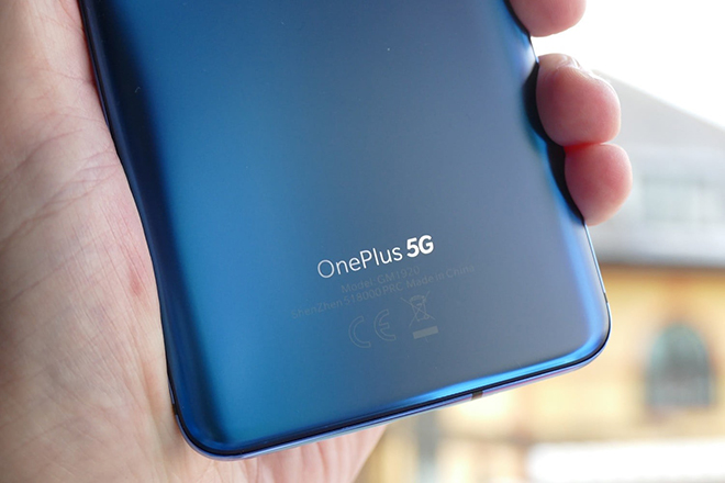 OnePlus 7 Pro 5G năm 2019.