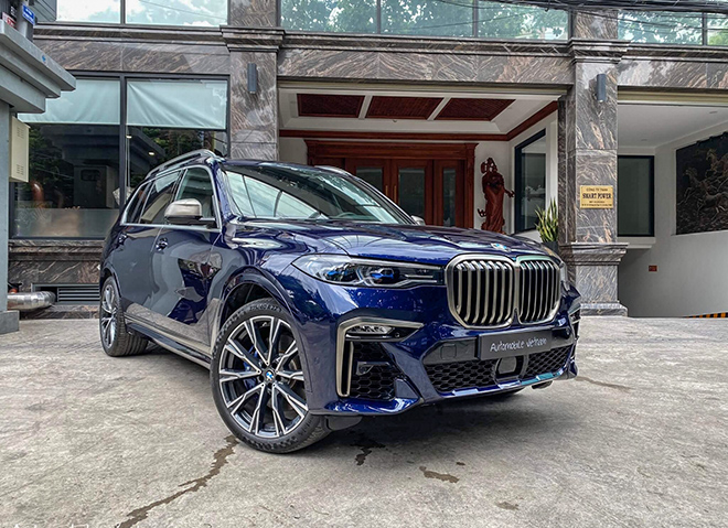 Chi tiết mẫu xe SUV hiệu suất cao BMW X7 M50i vừa có mặt tại Việt Nam - 1