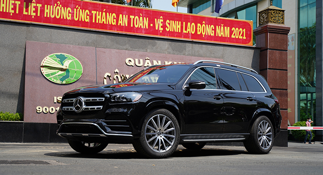 Mercedes-Benz GLS 580 đầu tiên có mặt tại Việt Nam, giá bán hơn 9 tỷ đồng - 1