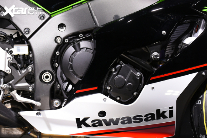 Siêu mô tô 2021 Kawasaki Ninja ZX-10R/RR đổ bộ thị trường đông dân nhất thế giới - 13