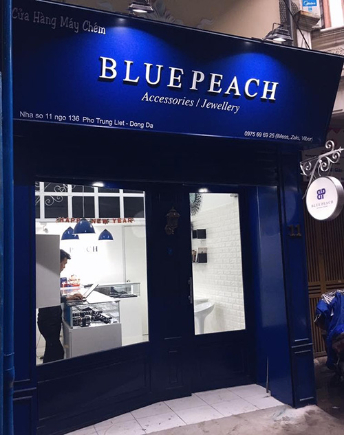Cửa hàng Blue Peach đầu tiên