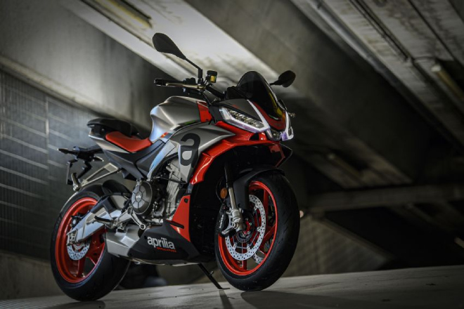 2021 Aprilia Tuono 660 về Đông Nam Á, giá suýt nửa tỷ đồng - 4