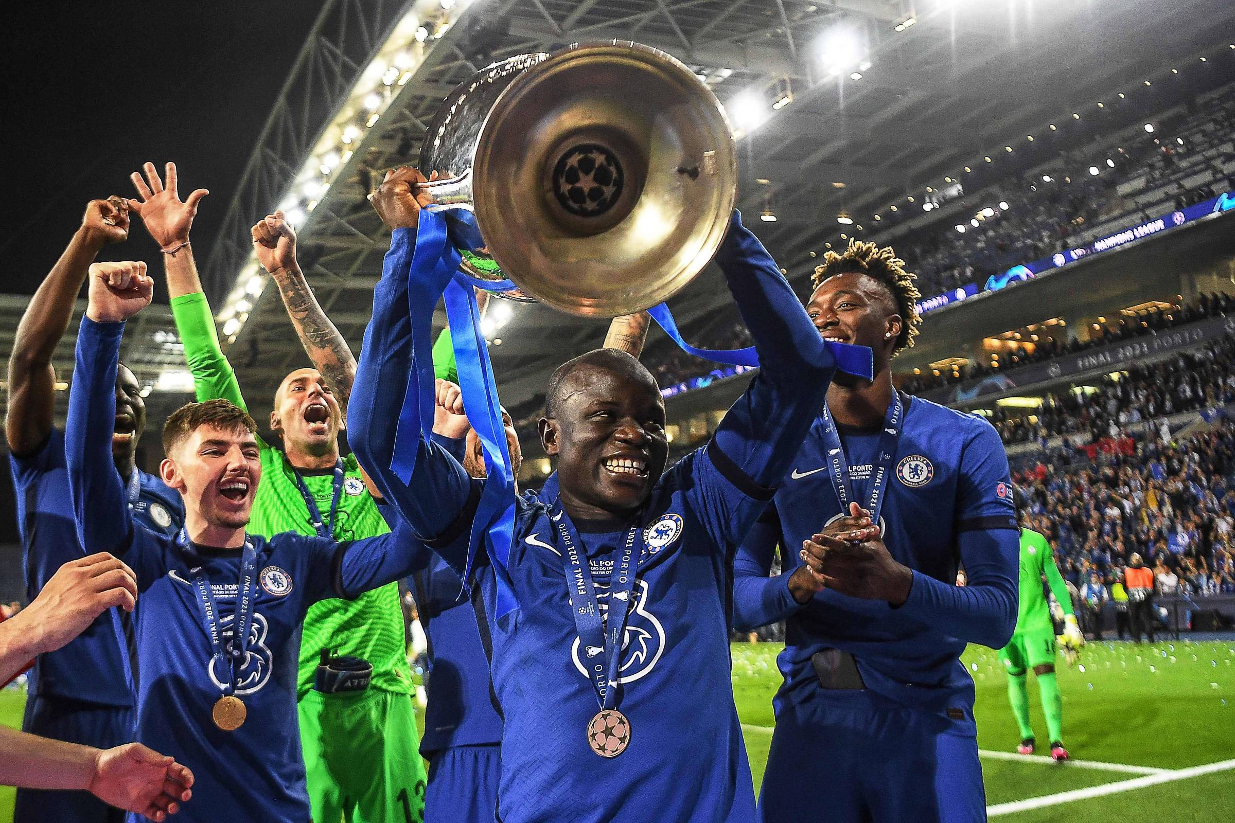 Kante: “Quỷ lùn” ông chủ tuyến giữa Chelsea, xứng đáng Quả bóng vàng? - 5