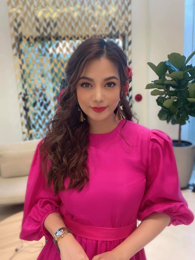 Được mệnh danh là “đại gia ngầm” trong showbiz Việt, Trương Ngọc Ánh sở hữu trong tay những khối tài sản đồ sộ.
