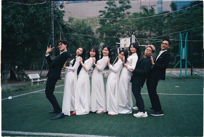 Học sinh lứa tuổi 2003 tiếc nuối khi không được dự lễ bế giảng cuối cùng của tuổi học trò - 3