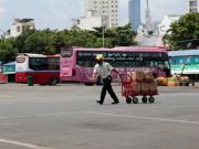 Tin tức trong ngày - Bến xe nhộn nhịp nhất Sài Gòn vắng khách “chưa từng thấy” trong những ngày giãn cách xã hội