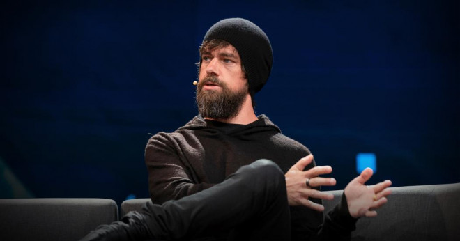 Jack Dorsey – đồng sáng lập kiêm CEO của Twitter và Square đang sở hữu khối tài sản trị giá 4,9 tỷ USD.