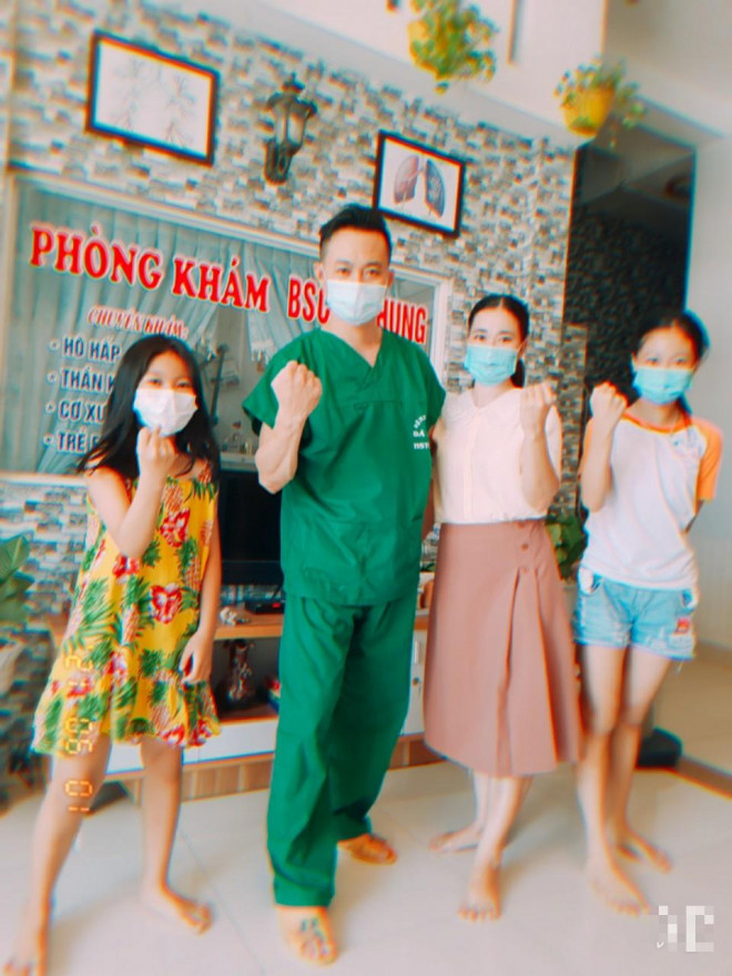 "Hậu phương" vững chắc của BS Phan Văn Chung