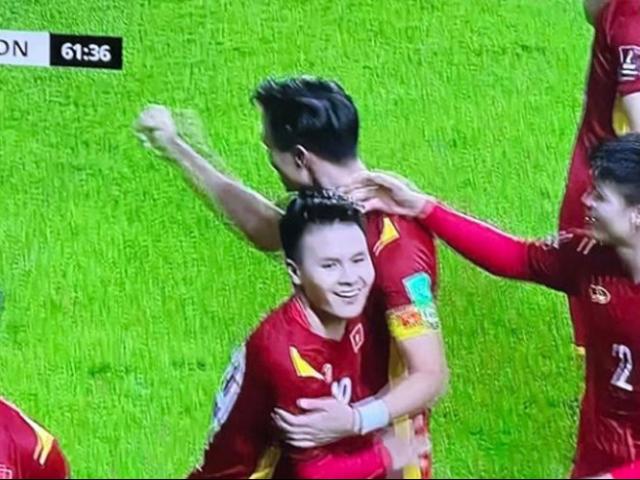 Đời sống Showbiz - Sao Việt phẫn nộ vì cầu thủ Indonesia, nói 1 từ về Quang Hải sau trận thắng giòn giã