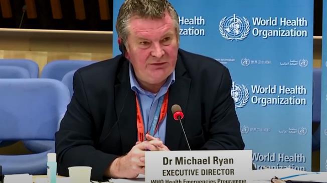 Giám đốc điều hành Chương trình Y tế Khẩn cấp của WHO Michael Ryan tại cuộc họp báo. Ảnh: WHO