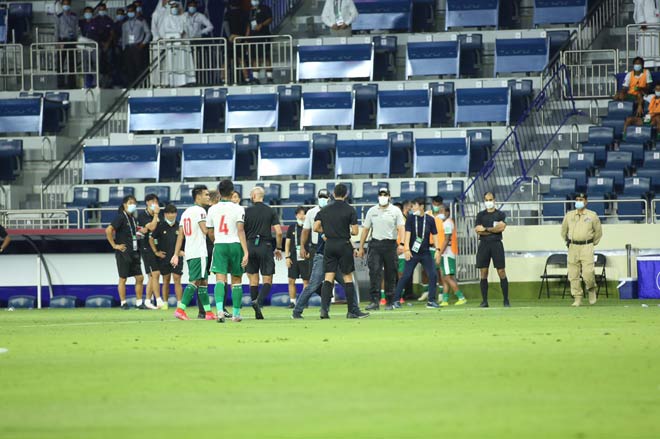 Còn với ĐT Indonesia, sau trận hòa 2-2 với ĐT Thái Lan cách đây ít ngày, các chàng trai&nbsp;xứ vạn đảo đã có thất bại thứ 2 trước ĐT Việt Nam ở vòng loại World Cup 2022 khu vực châu Á