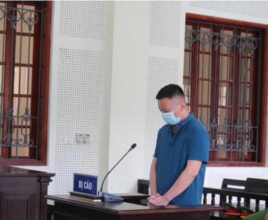 Bị cáo Nguyễn Duy Tuấn tại phiên tòa. Ảnh: K. Long