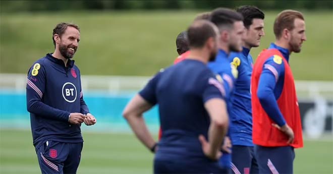 HLV Gareth Southgate có thể sẽ phải mạo hiểm sử dụng sơ đồ 3 trung vệ khi ĐT Anh đối đầu ĐT Croatia ở trận đấu đầu tiên của họ tại EURO 2021 diễn ra lúc 20h tối Chủ nhật (13/6)