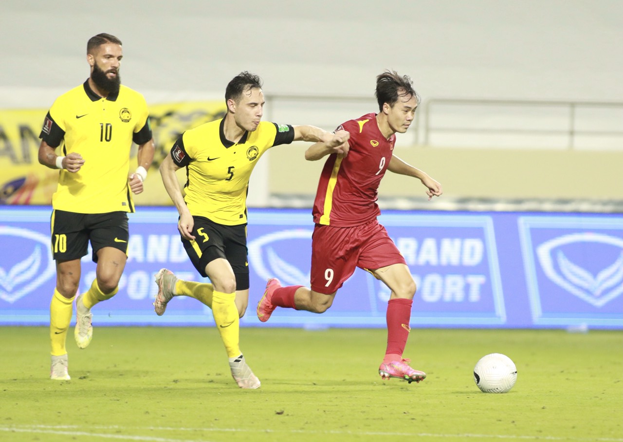 ĐT Việt Nam vừa có thắng lợi quan trọng 2-1 trước ĐT Malaysia