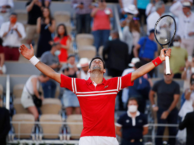 Djokovic vẫn loay hoay trong việc tìm cách kéo khán giả về phía mình