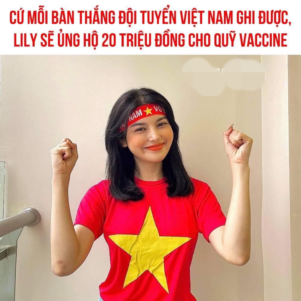 Cô muốn lan toả tinh thần ủng hộ bóng đá Việt và ủng hộ quỹ vắc xin trong thời điểm này.