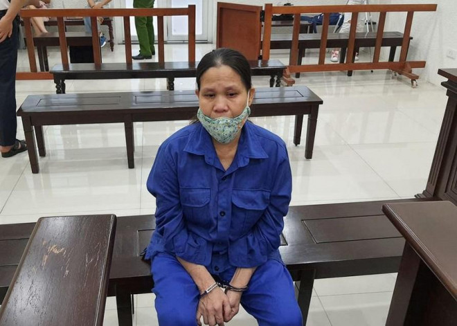 Bị cáo Nguyễn Thị Xuyến tại tòa.
