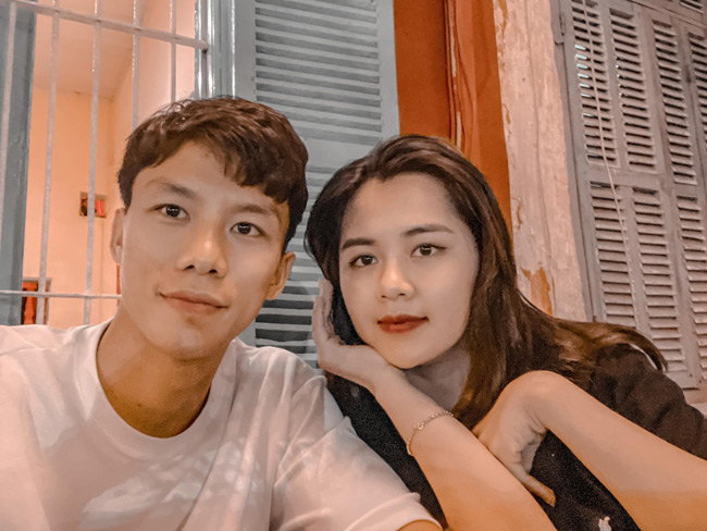 Dương Thùy Phương - vợ của cầu thủ Quế Ngọc Hải là nàng WAGs nổi tiếng Làng bóng Việt. 
