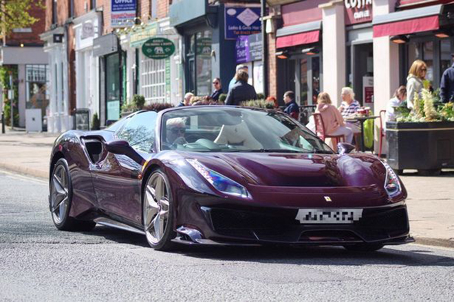 Ferrari Pista Spider