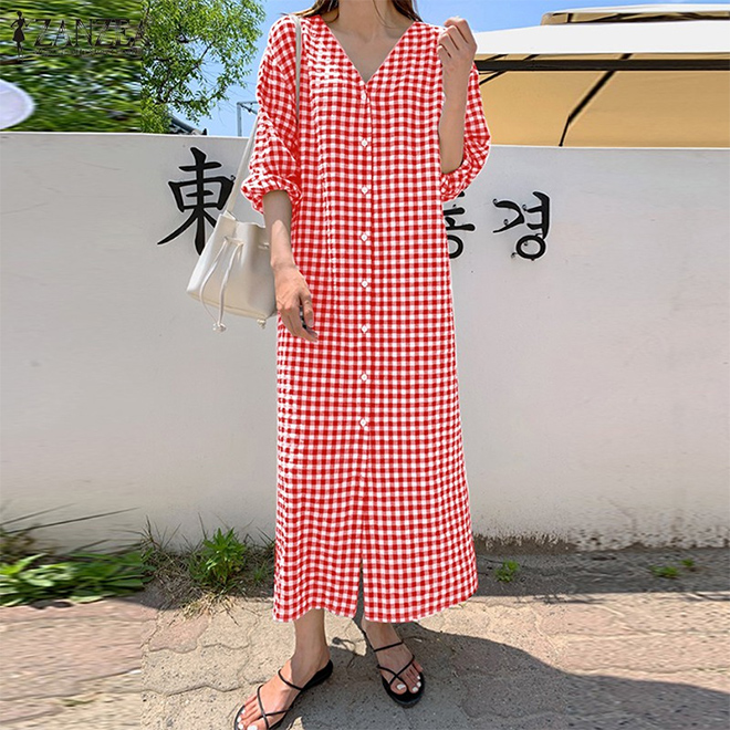 Ở nhà mà mặc đồ oversize rộng rãi thoải mái là chuẩn bài nhất. Đặc biệt là khi chiếc váy họa tiết caro ZANZEA đến từ Hàn Quốc này lại đang sale ngất ngây thì chẳng dại gì không cho ngay vào giỏ hàng.
