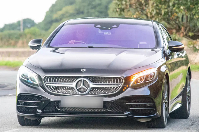 Mercedes-Benz S-Class Coupe (có thêm tùy chọn) trị giá 120.000 bảng Anh.