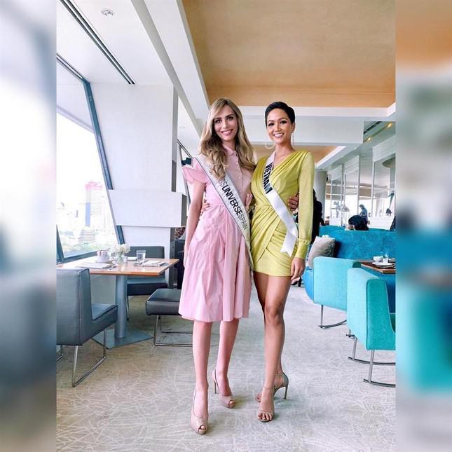 Mỹ nhân chuyển giới đầu tiên thi Miss Universe giờ ra sao? - 5