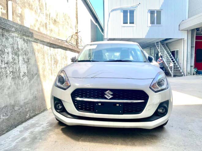 Suzuki Swift 2021 đã có mặt tại đại lý, được nâng cấp nhẹ, giá từ 550 triệu đồng - 2