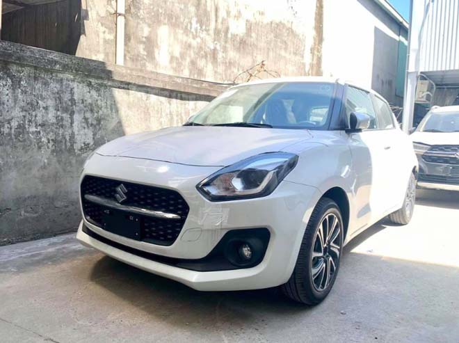 Suzuki Swift 2021 đã có mặt tại đại lý, được nâng cấp nhẹ, giá từ 550 triệu đồng - 3