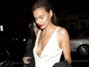 Thời trang - Ở tuổi &quot;băm&quot;, Irina Shayk vẫn chuộng gu thời trang bốc lửa