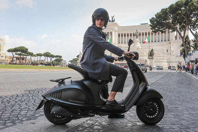 vespa armani