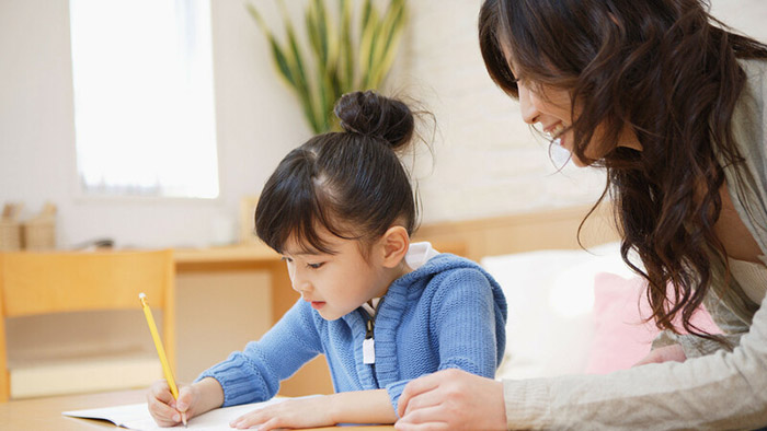 13 cách dạy trẻ tự chủ động làm bài tập ở nhà - 1
