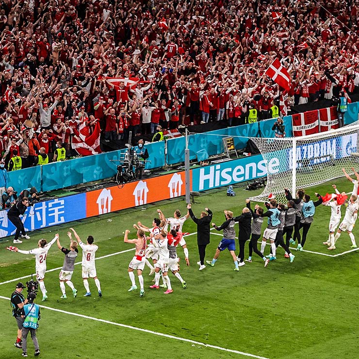 Đan Mạch thoát hiểm thần kỳ tại EURO: Báo quốc tế ca ngợi “cổ tích” sau bi kịch Eriksen - 3
