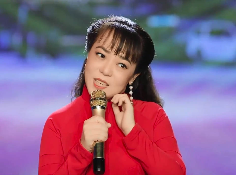 Phương Quế Như là cô ruột dạy nhạc cho Phương Mỹ Chi
