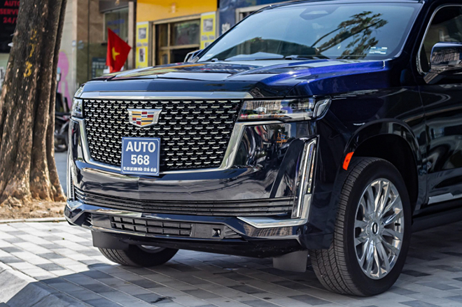 Cadillac Escalade mới trang bị động cơ V8 đầu tiên có mặt tại Việt Nam - 7