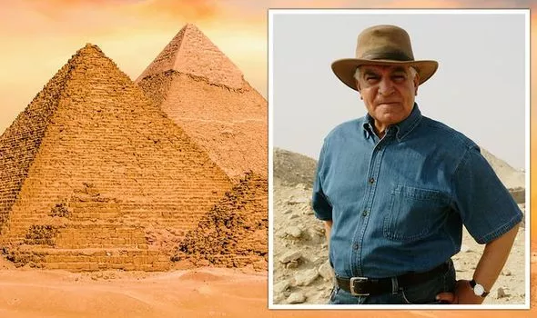 Nhà khảo cổ hàng đầu Ai Cập Zahi Hawass.