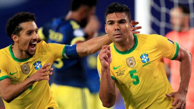 Bàn thắng quý giá của Casemiro ở phút 90+10 giúp "Selecao" thắng ngược đối thủ 2-1