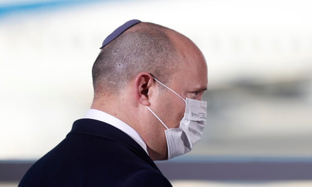 Tân Thủ tướng Israel&nbsp;Naftali Bennett đối mặt với nhiều thách thức khi dịch Covid-19 có dấu hiệu phức tạp trở lại.