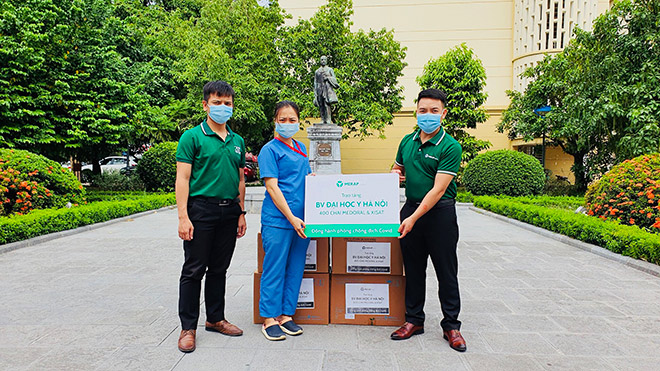 Tập đoàn Merap trao tặng 13.000 dược phẩm cho bệnh viện tuyến đầu chống ...