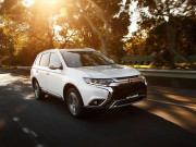 Tin tức ô tô - Giá xe Mitsubishi Outlander lăn bánh tháng 6/2021