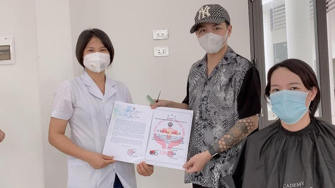 Nguyễn Văn Thành mong muốn được giúp đỡ một phần nào đó cho các y bác sĩ tuyến đầu chống dịch