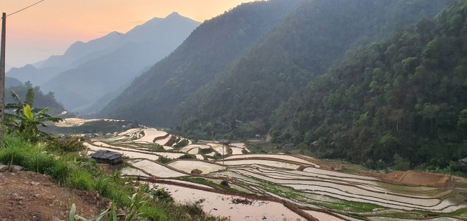 Du khách Sài Gòn ngỡ ngàng trước cảnh đẹp như tranh vẽ ở Mai Châu - 4