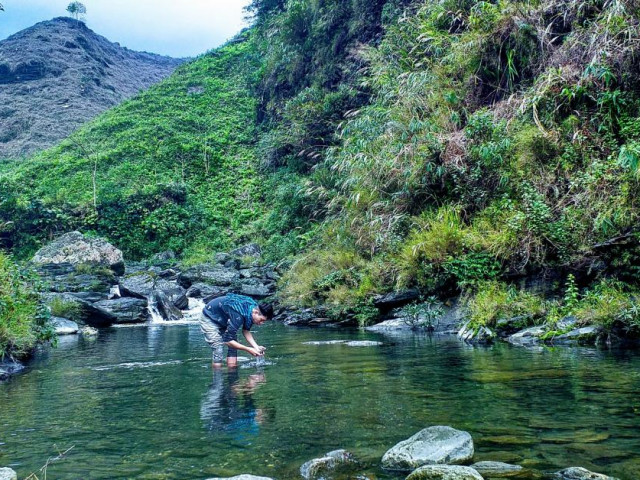 Ghé Du Già lội thác hoang sơ