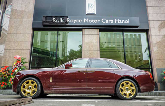 Rolls-Royce Ghost &#34;dát vàng&#34; của Chủ tịch FLC có gì đặc biệt - 2